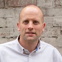 Tom Howell