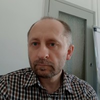Robert Brodzik