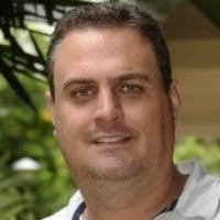 Carlos Eduardo Favaro
