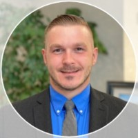 Mark Kalusz, Pe