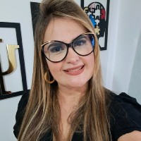 Ana Paula Araujo Machado