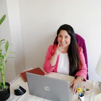 Sandra Gladia C.