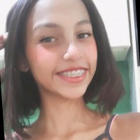 Lola Oliveira