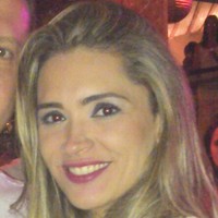 Deborah Santos