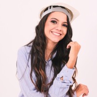 Taís Lara Pio Santos