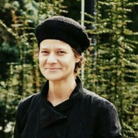 Simona Bratescu