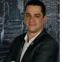 Carlos Laré
