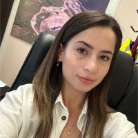 Emine Uyar