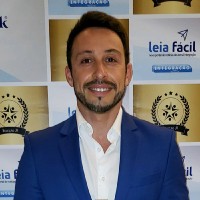 Gustavo M.