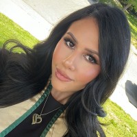 Nicolle Leon