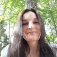 Annie Charron
