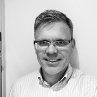 Daniel Mills