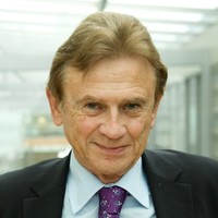 Emeritus Professor Steve Burdon AM