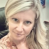 Liz Lines