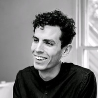 Ryan Hansen, Aia