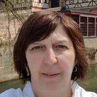 Suzanne Van Noten