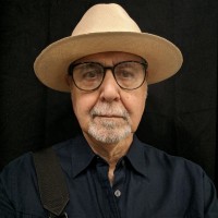 Robert Dickhoff