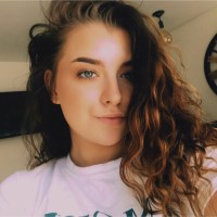 Lauren Davies