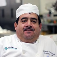 Alfredo Velazquez