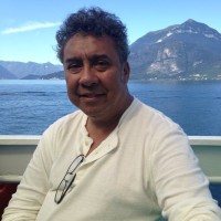 Robert AY Junior