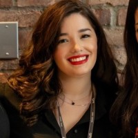 Ana Gabriela Yanez, Mba