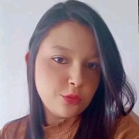 Ana Caroline Ribeiro