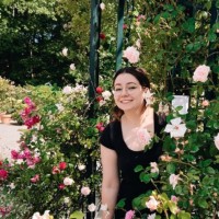 Gabrielle Branis, Mba