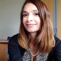 Karine Suhard