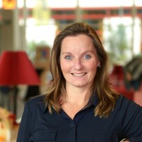 Esther den Herder