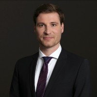 Dr. Simon Kirschner