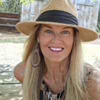 Gwendolyn Jones