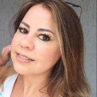 Eliane Araujo
