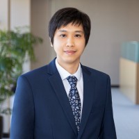 Kevin Huang, Cfa