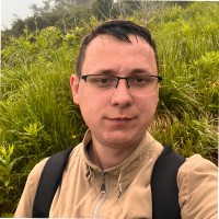 Андрей Медведев