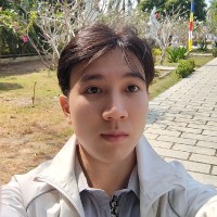 Khang Lê
