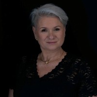 Katja Škof Žavcer