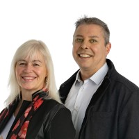 Robyn Bond and Pete Kruk