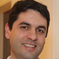 Gustavo Escaramai