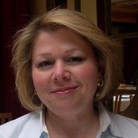 Dr. Stephanie Clagnaz