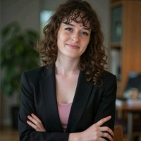 Mariam Davis