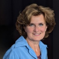 Réka Korompay