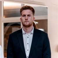 Niklas M.