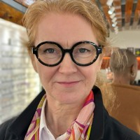 Suzanne Petersen