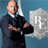 Leslie-Ray Trinkhaus