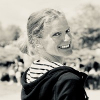 Dr. L.E.E. Bloss, LL.M./M.E.S.