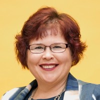 Gwen Adelmann