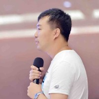 方士光