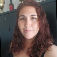 Karen Lucía Oliva Silva