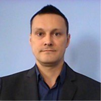 Юрий Попов