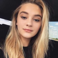 Ava Flores